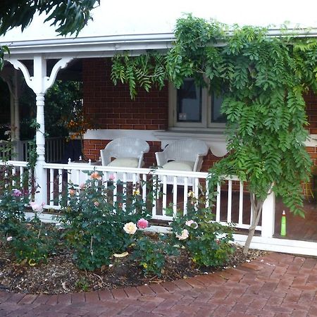 Lakeside Bed & Breakfast 퍼스 외부 사진